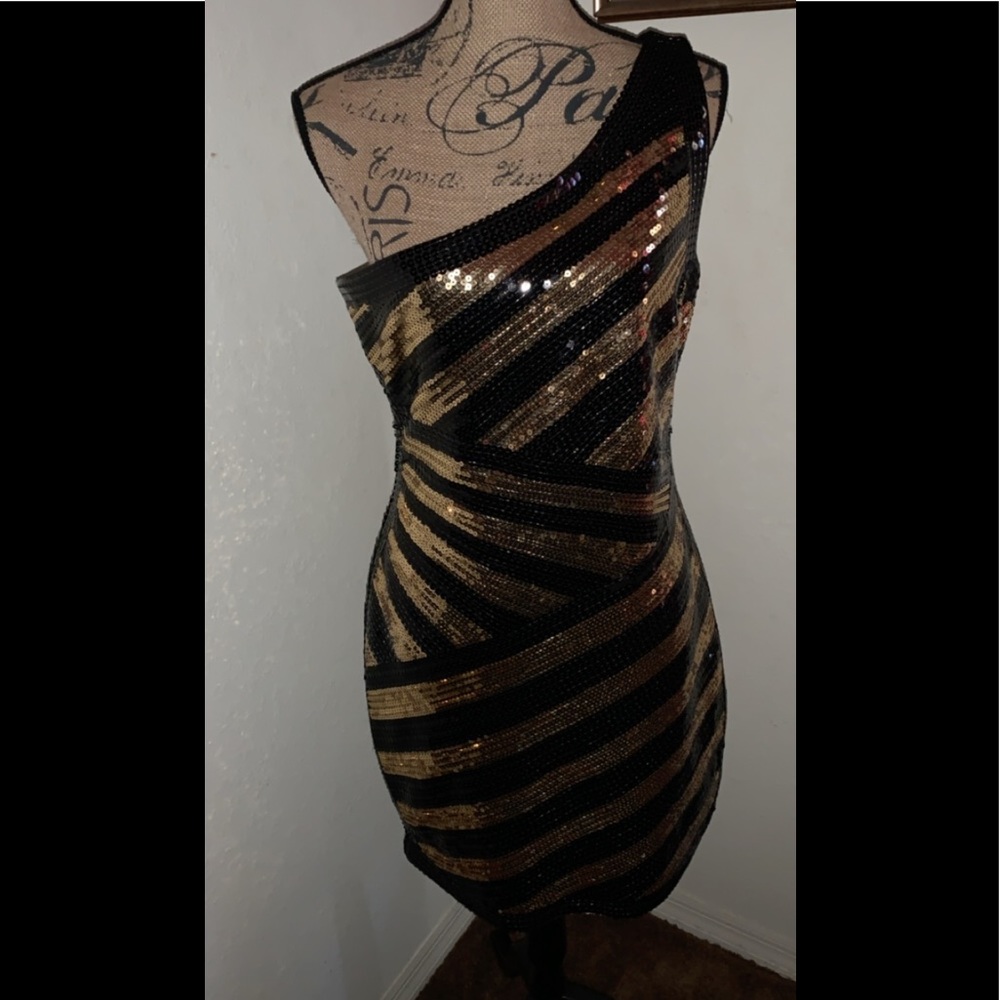 Black and Gold 2b Bebe Dress